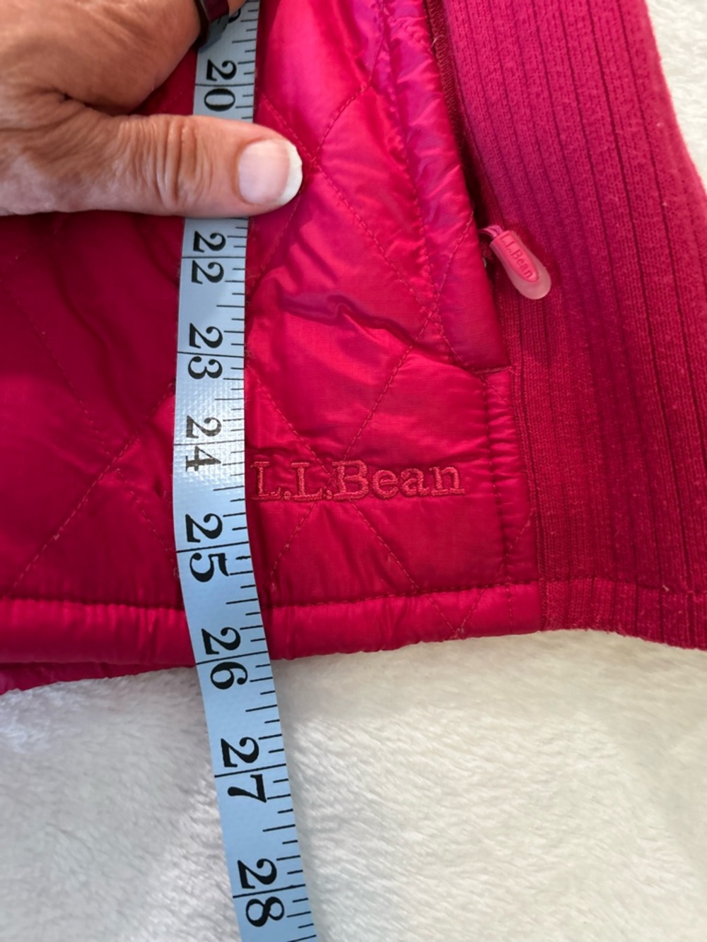 L.L. Bean Women's Fushia Quilted Vest - Picture 5 of 6